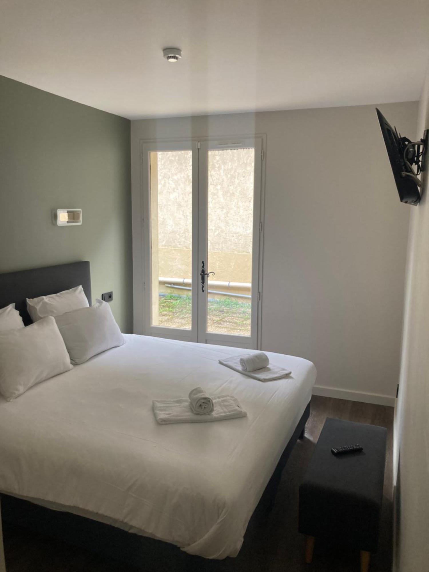 Hotel Du Chateau - Beynac Et Cazenac Kültér fotó