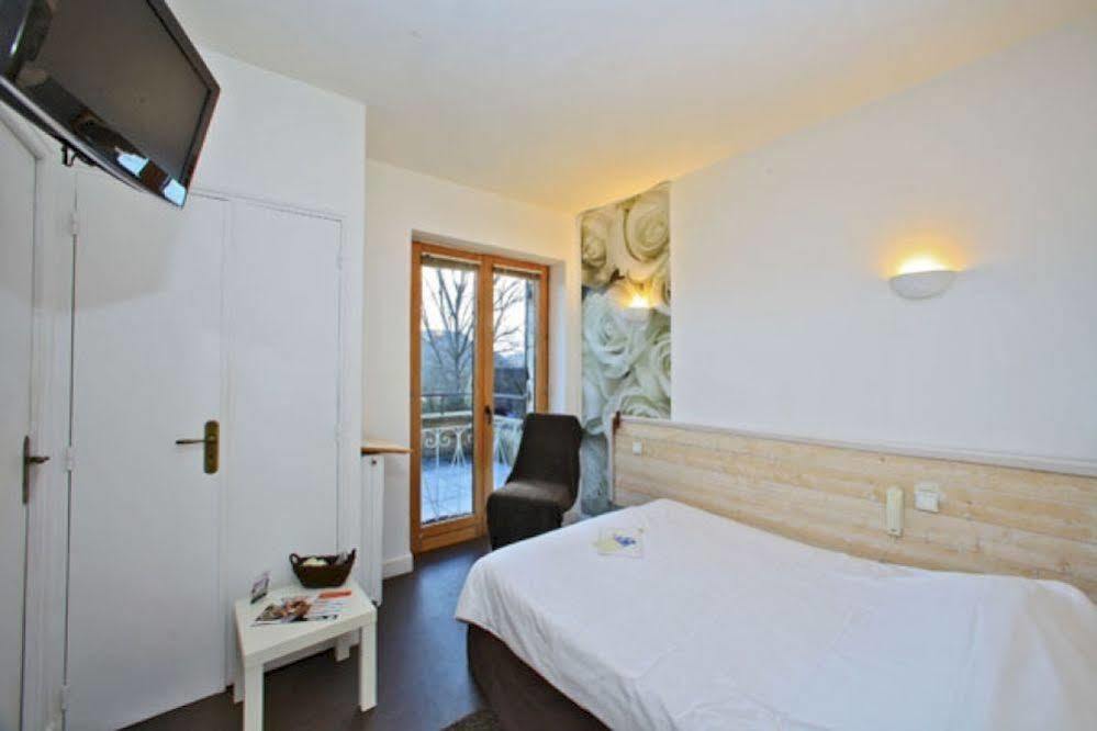 Hotel Du Chateau - Beynac Et Cazenac Kültér fotó